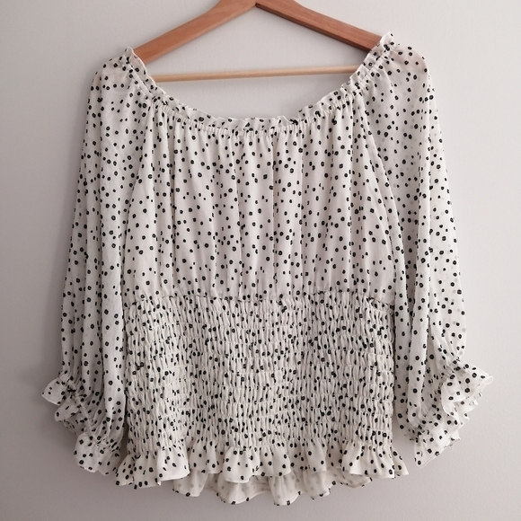 By Anthropologie Lucia Off the Shoulder Polka Dot Smocked Blouse Large - Picture 4 of 16
